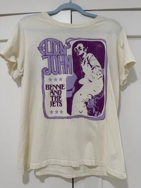 Daydreamer Elton John Bennie and the Jets Cream Graphic Tee Size M